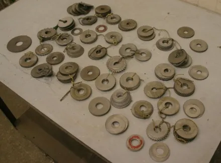 Stahl verschiedene Durchmesser Scheibenfräser ca. 100 Stück – RESALE