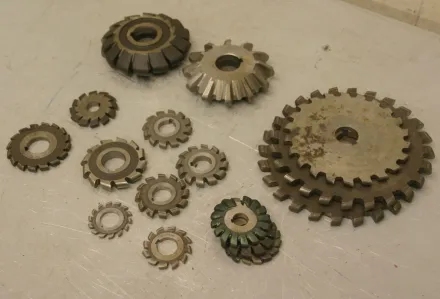 Hoffmann verschiedene Größen Radienfräser 16 Stück – RESALE