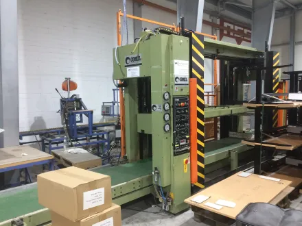 Comil Durchlaufpresse Astro 700 Korpußpresse – RESALE