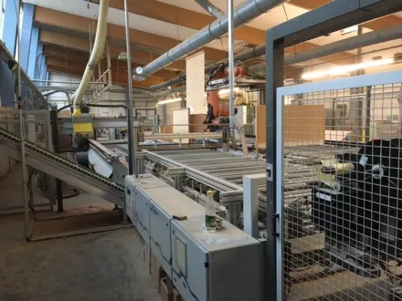 Homag BOF Türenbearbeitung CNC-Bearbeitungszentrum mit Verleimteil – RESALE