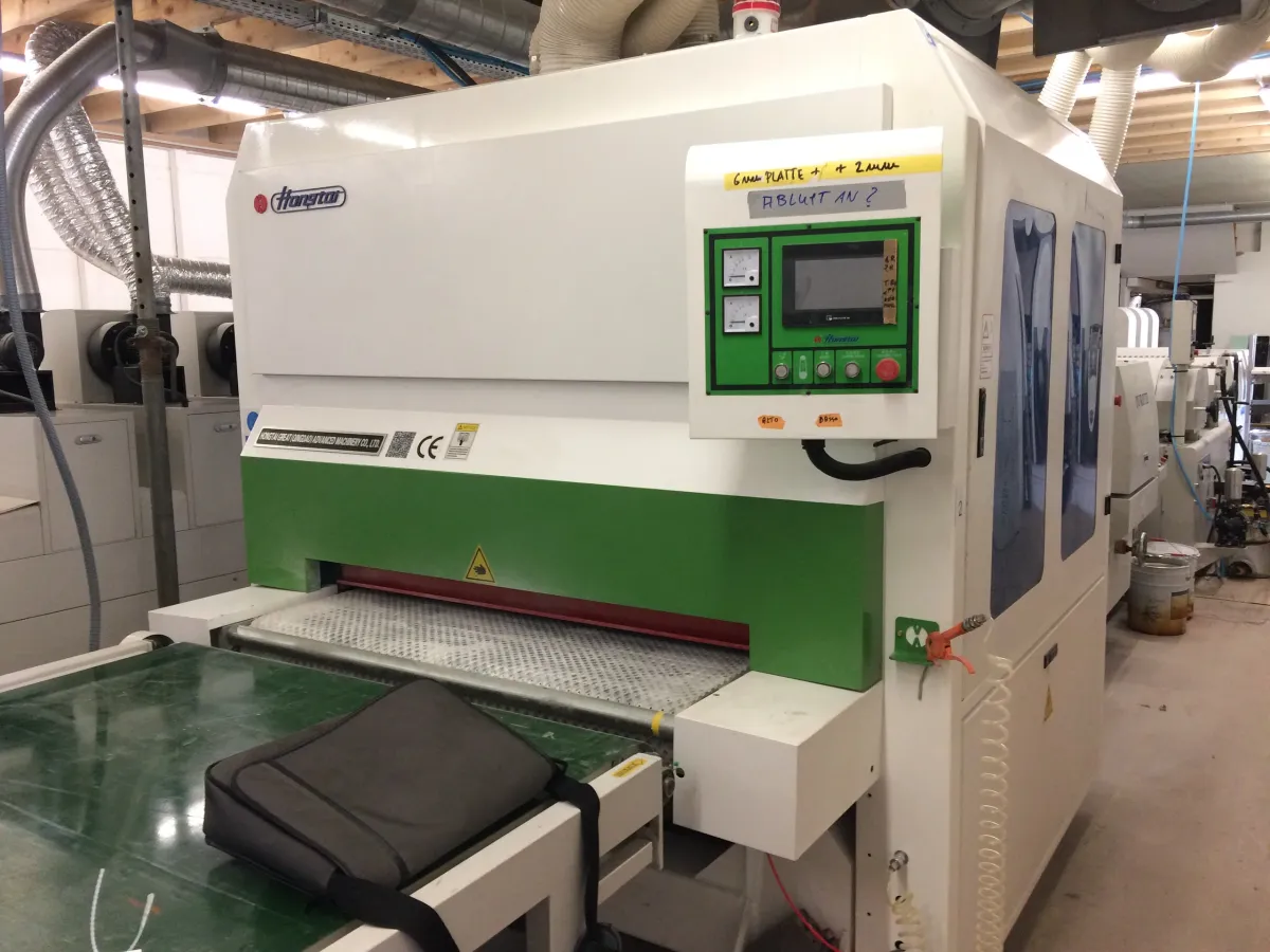 Hongtai Schleifmaschine Breitbandschleifmaschine