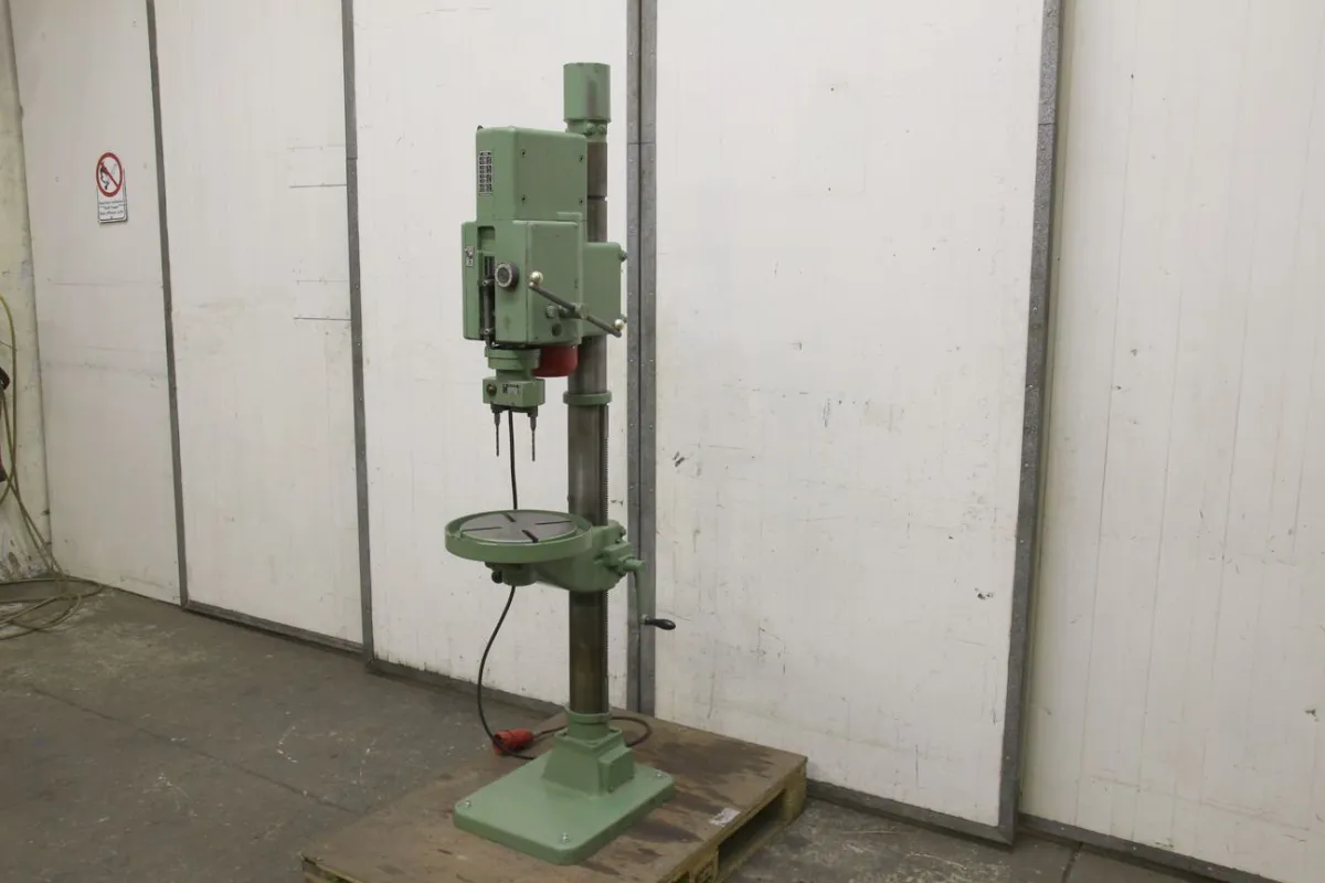 Abarboga Maskiner GM2508 Standbohrmaschine MK3 mit Zweispindelbohrkopf