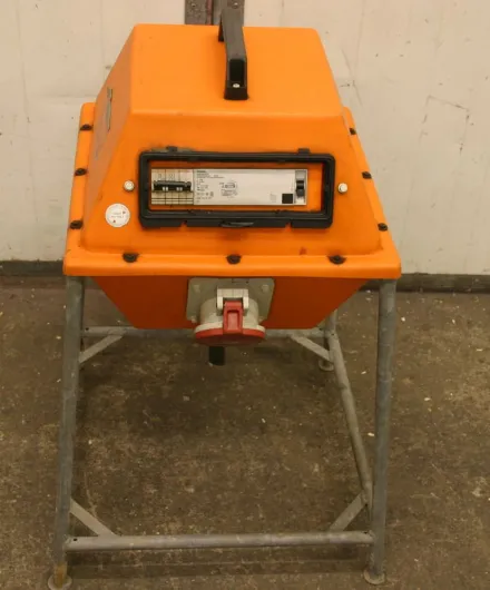 Bosecker EV-2501-Z Steckdosenverteiler – RESALE