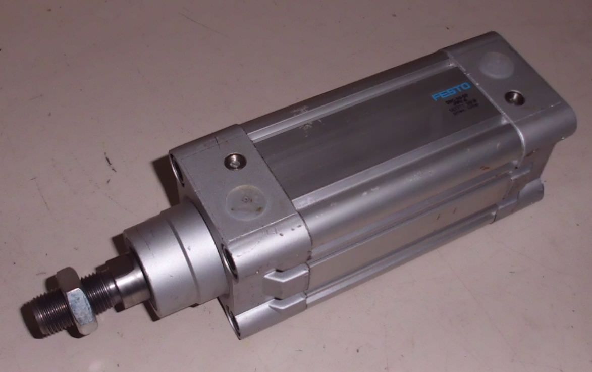 Festo DNC-50-50-PPV-A Pneumatikzylinder