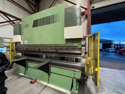 Fasti 902-315/40 Biegemaschine – RESALE
