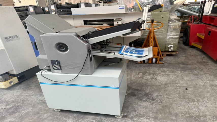 Stahl T 32/2 Falzmachine