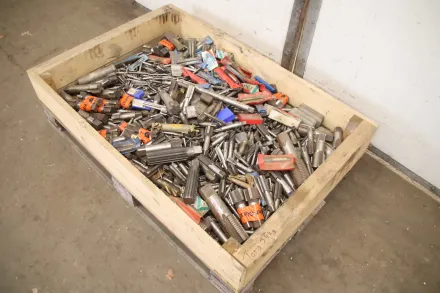 Verschiedene umfangreiches Sortiment Gewindebohrer 205 kg – RESALE