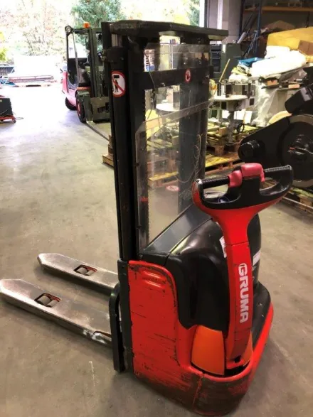 Linde L 10 Flurförderfahrzeuge – RESALE