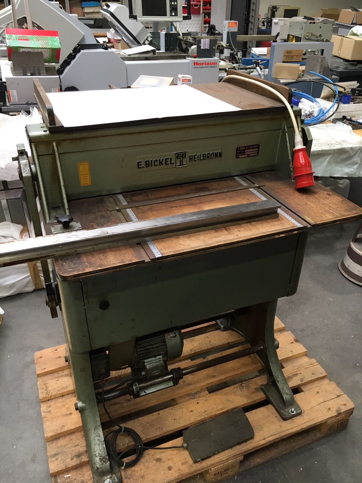 Bickel Hk 3-68 Perforiermaschine