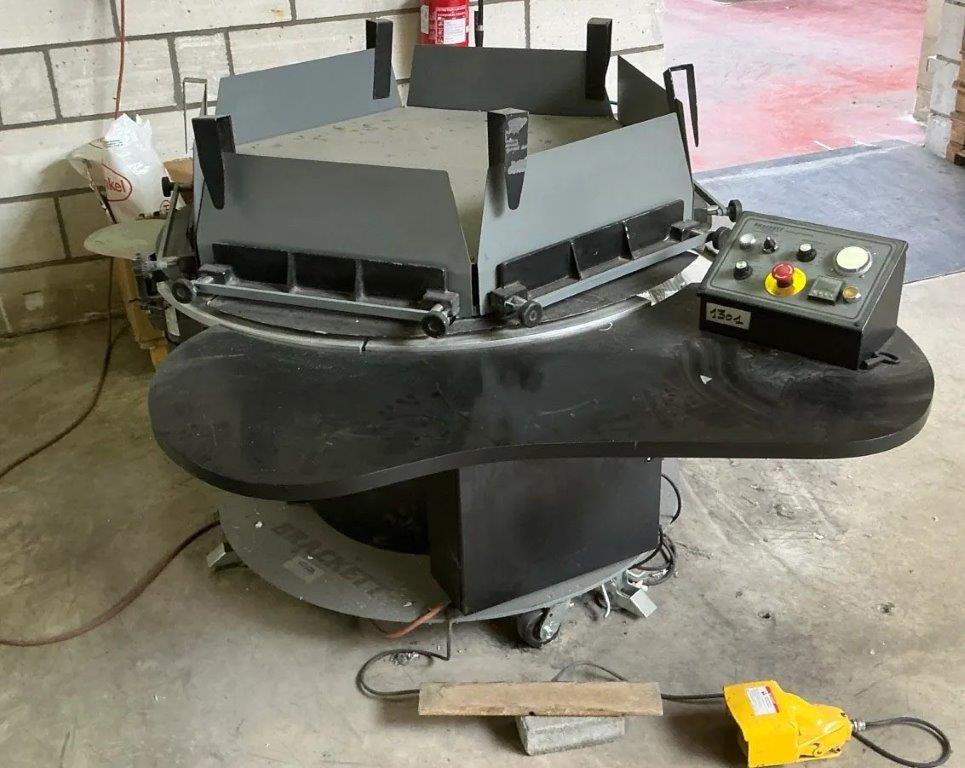 Brackett circular Padder Anleimmaschine