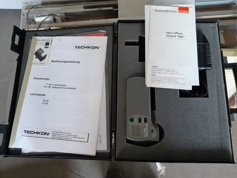 Techkon T 120 mit Leuchtplatte LP20 Meßgeräte und Qualitätssicherung