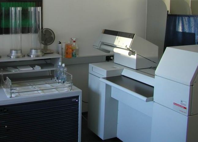 Linotype-Hell ChromaGraph S3300 Trommelscanner