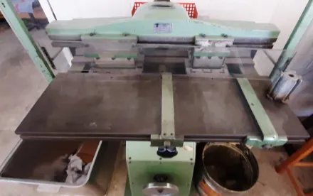 Karl Traenklein USM 900 Stanzen – RESALE