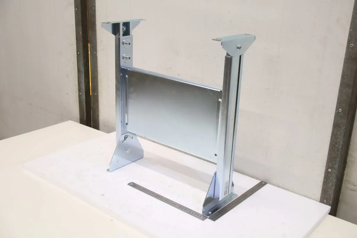 Soco System Breite 475 mm Höhe 535 bis 900 mm Untergestell
