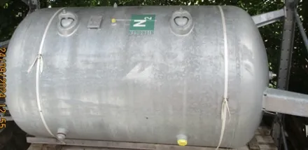 Vig Behälter_VIG_11 bar_2000 ltr_stehend_verzinkt_AD20 Behälter – RESALE