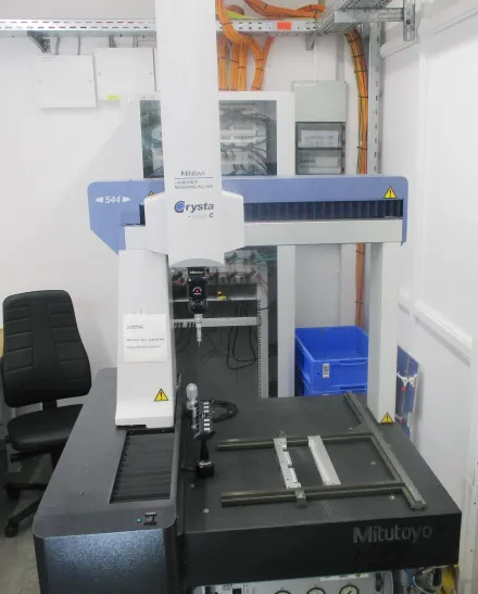 Mitutoyo Crysta Apex C CRT-A C544 Koordinaten-Messmaschine – RESALE