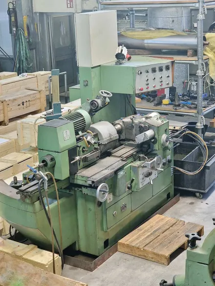 Voumard 5A Innenschleifmaschine – RESALE