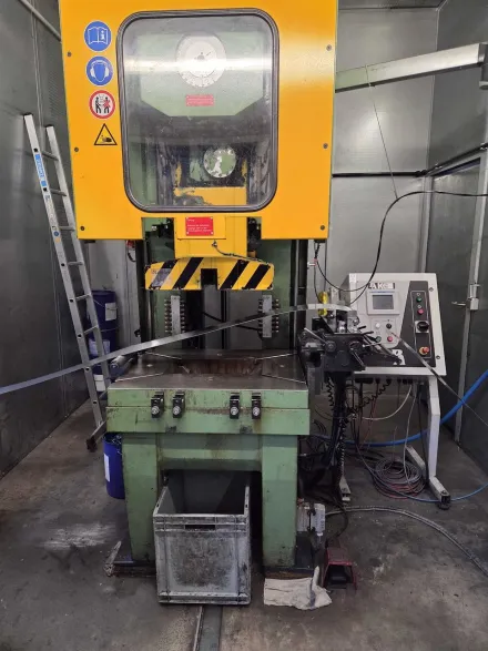 Ebu HK 80FR Einständerexzenterpresse – RESALE