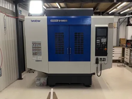 Brother Speedio S1000X1 Bearbeitungszentrum - Vertikal – RESALE