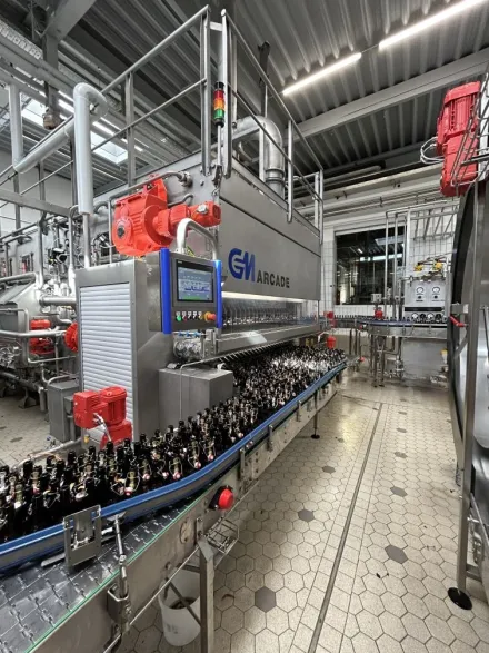 Gm Gera Arcade GEK 2.1 Flaschenreinigungsmaschine – RESALE