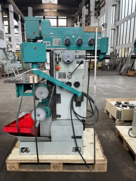 Fus-22 FUS 22-2M Fräsmaschine - Universal – RESALE