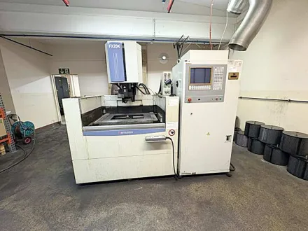 Mitsubishi FX20K Drahterodiermaschine – RESALE