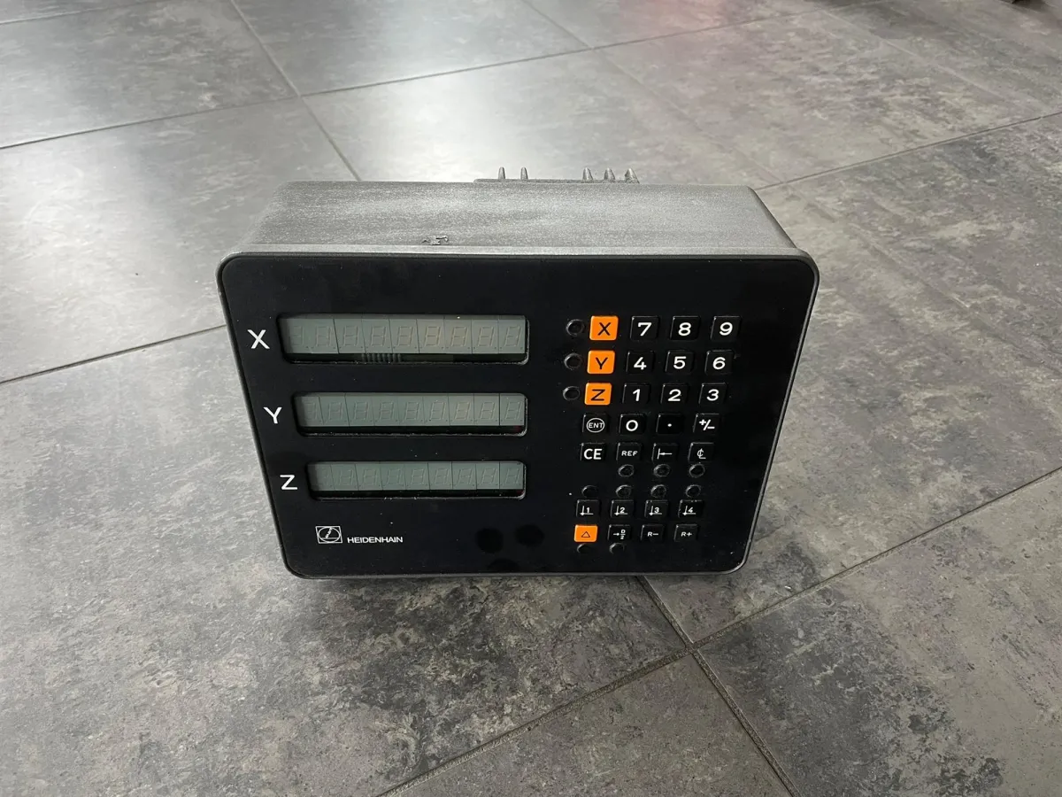 Heidenhain VRZ 760 B 252 907 01 Digital Read out 3 axes Heidenhain