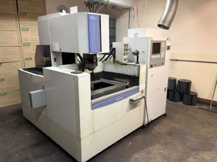 Mitsubishi FX20K Draht-EDM – RESALE