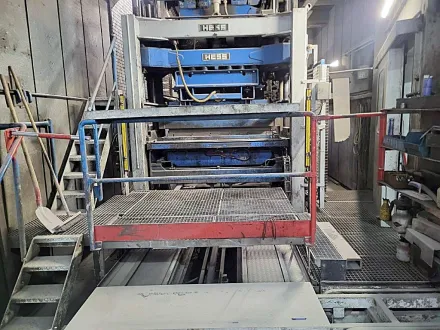 Hess Hydromat HS III Betonsteinfertigungsanlage – RESALE