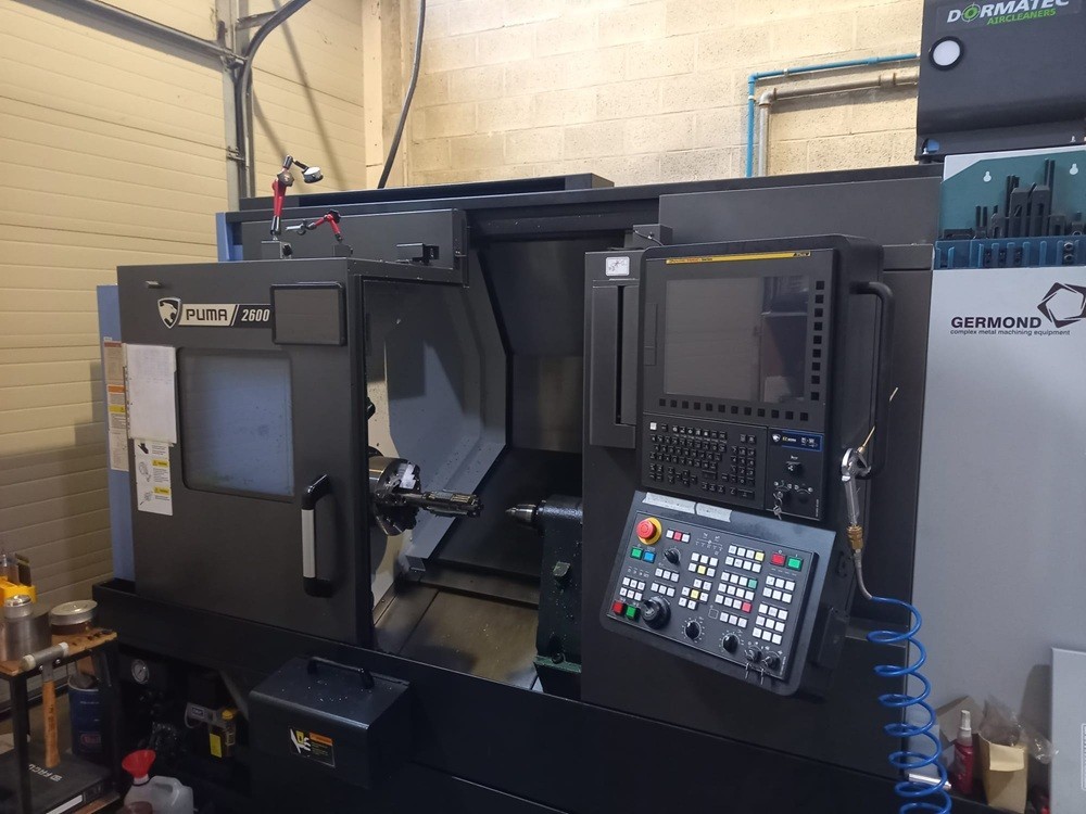 DOOSAN-DAEWOO PUMA 2600 Y II CNC Dreh- und Fräszentrum