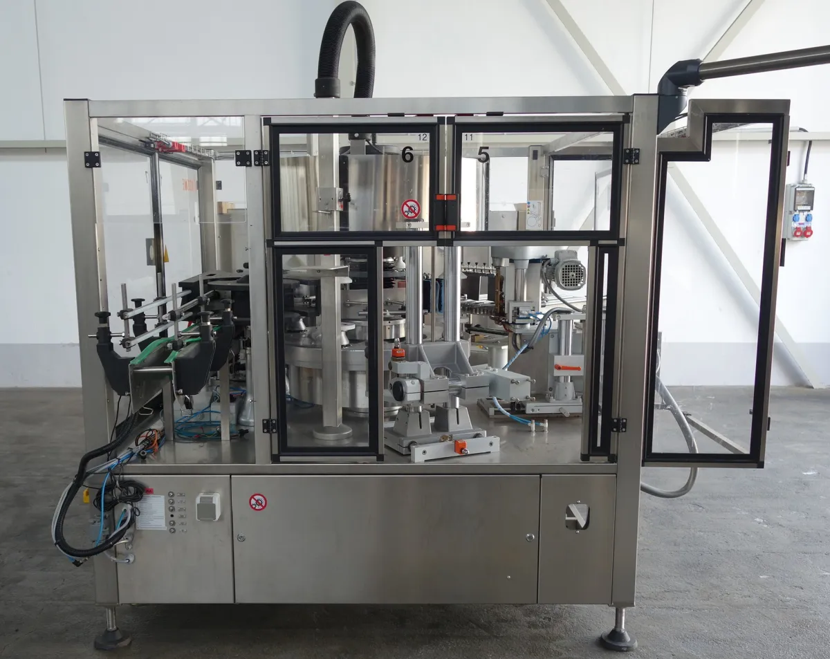 Kosme Etima Labeling machine for wraparound label 6000 bph