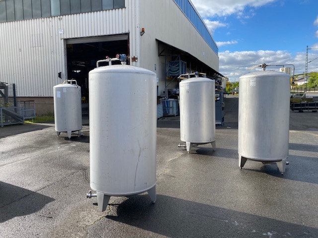 on request on request Bier Tank 900 ltr.