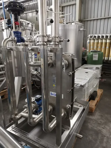 Alfa Laval M10-MBASE Weinerhitzung mit Plattenapparat – RESALE