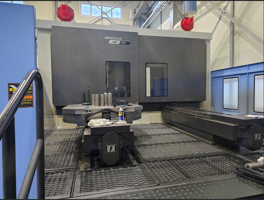DOOSAN HM 1250 Bearbeitungszentrum - Horizontal