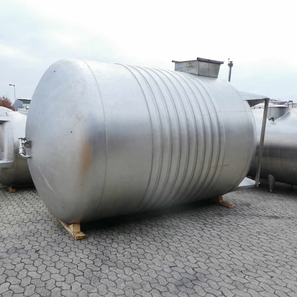 GROSS Behälter- und 24400 Liter heiz-/kühlbarer Druckbehälter aus V2A