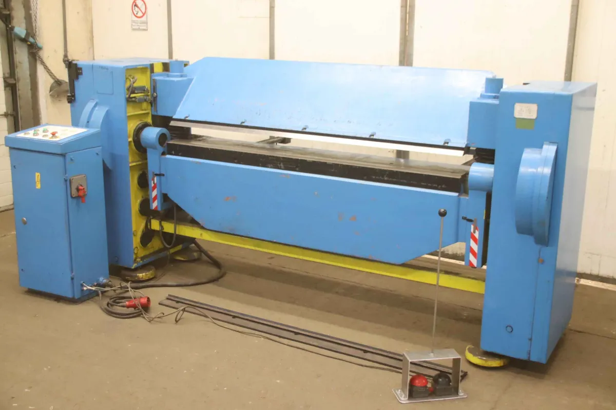 RAFAMET KM-4 Schwenkbiegemaschine 2000 x 4 mm