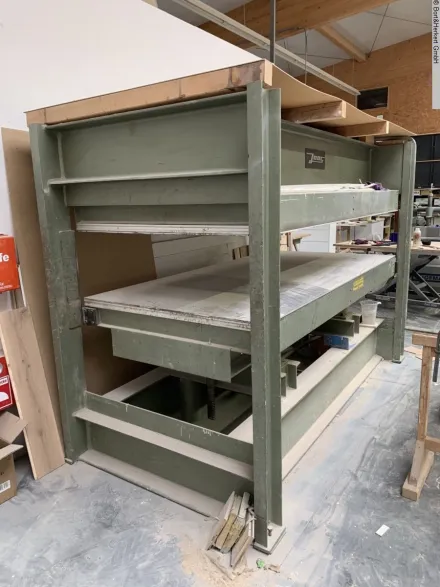 Joos Furnierpresse – RESALE