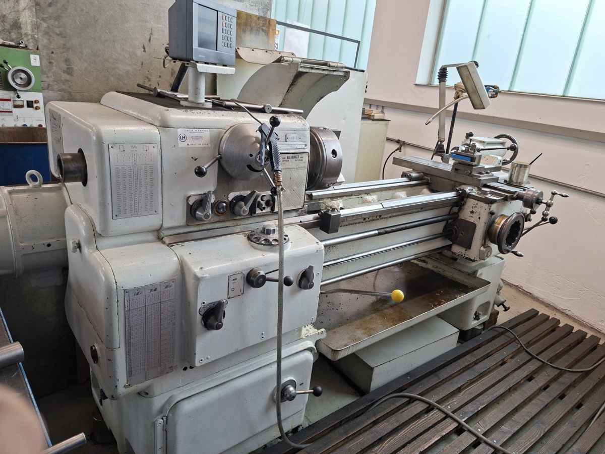 VDF BOEHRINGER 36 S Leit- und Zugspindeldrehmaschine