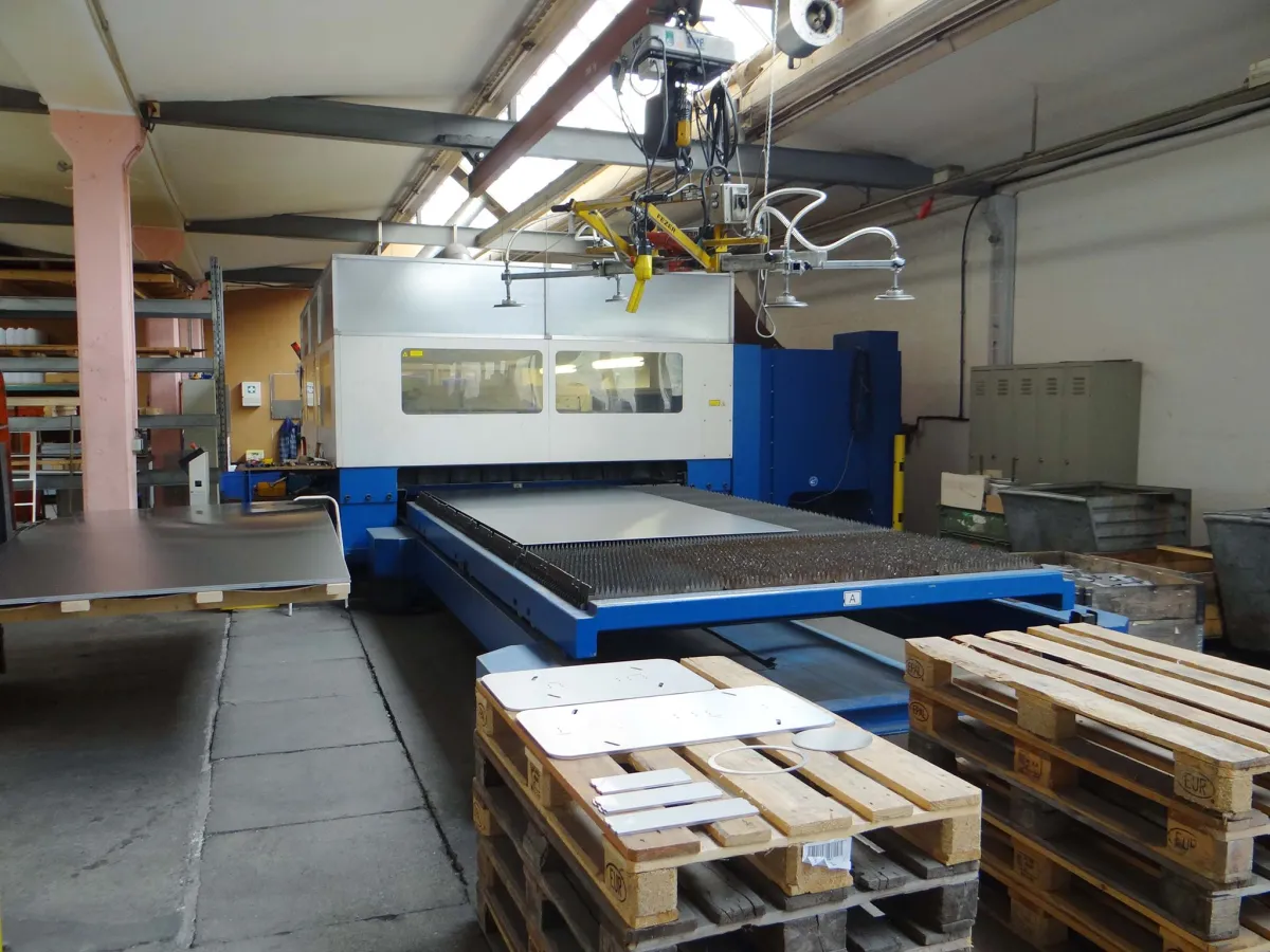 Trumpf TRUMATIC L4030 Laser Cutting Machine