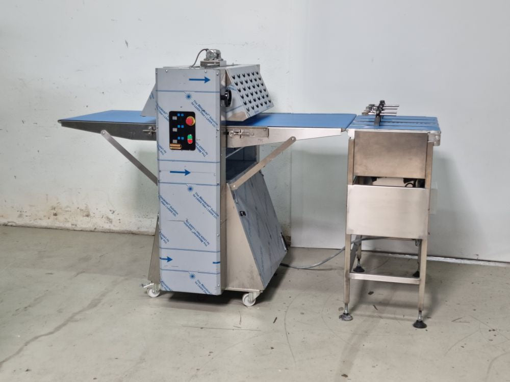 Nanmak DS 760 Ausrollmaschine mit Zentrierbänder
