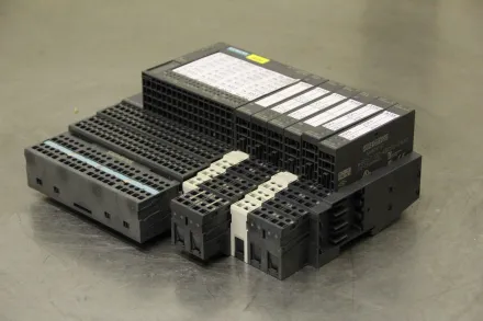 Siemens Simatic S7/6ES7 SPS Steuerung – RESALE