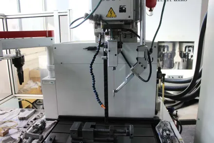 Zimmer & Kreim GENIUS 600 4-Achsen CNC Senkerodiermaschine – RESALE