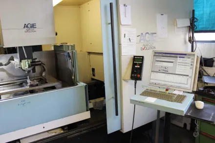 Agie AGIECUT EVOLUTION 3 Drahterodiermaschine – RESALE