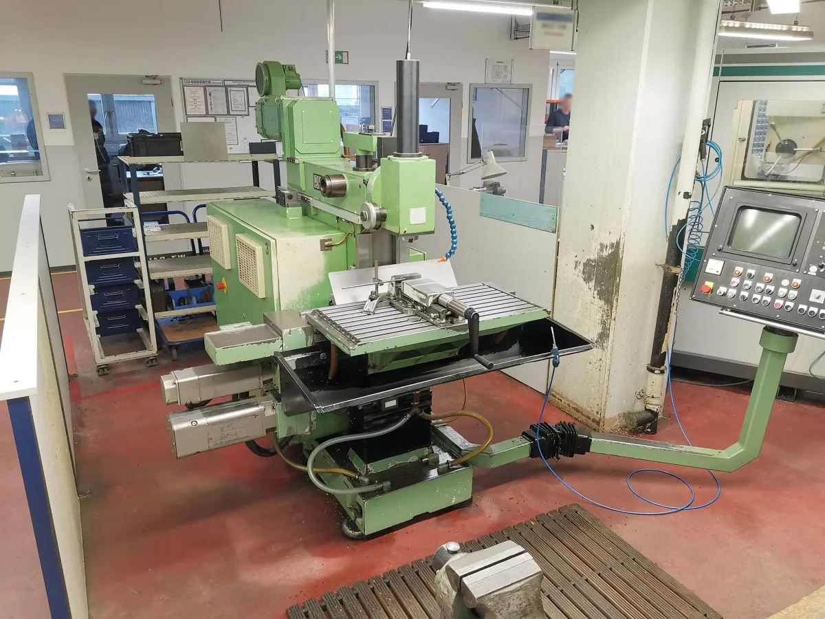 Union Bielefeld UWF 3.2 CNC CNC Werkzeugfräsmaschine