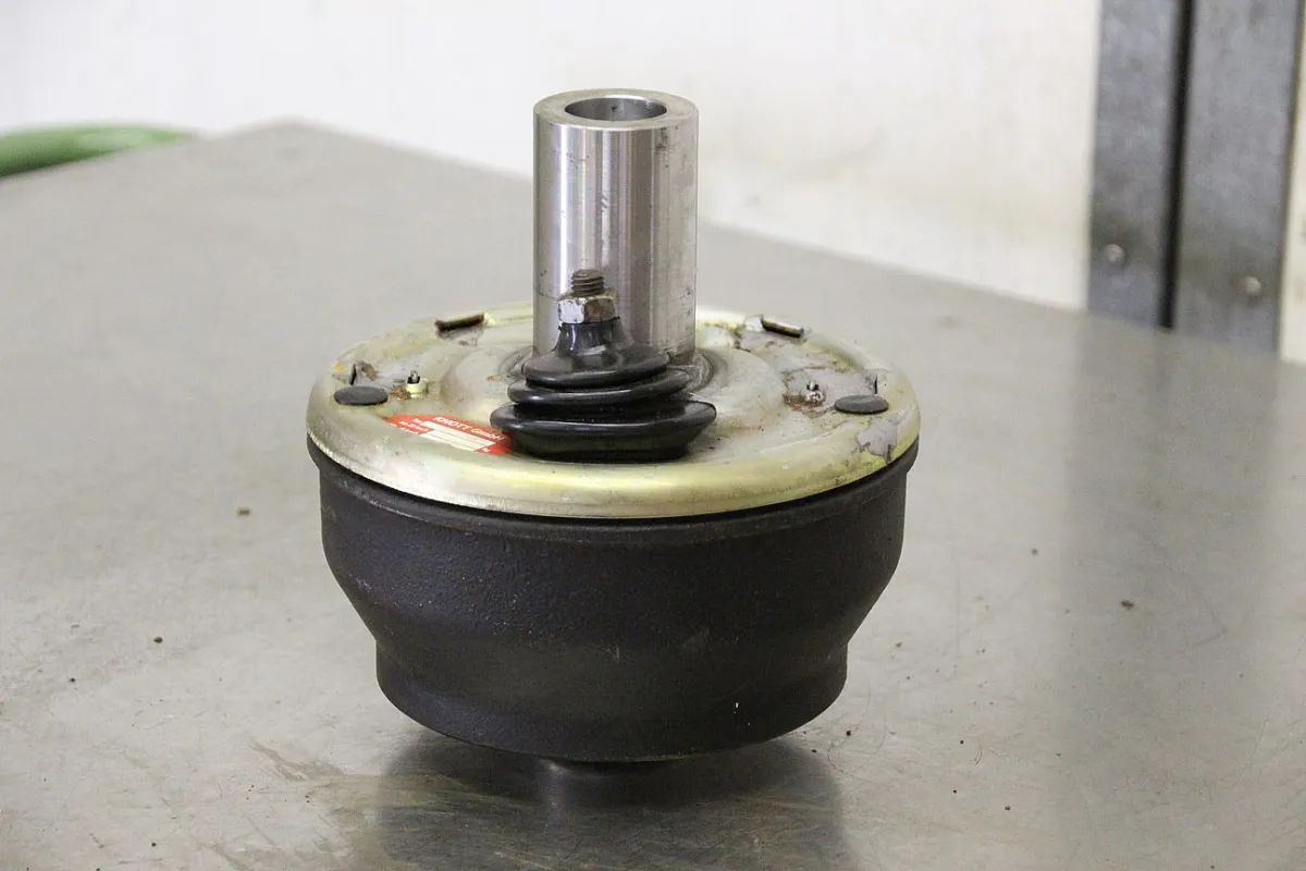 Knott 16-1369/1 Radbremse