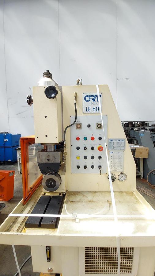 ORT LE60 - ms lapping Gewinderollmaschinen