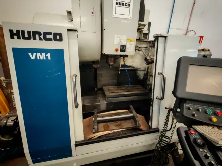 Hurco VM1 Vertikal-Bearbeitungszentrum – RESALE