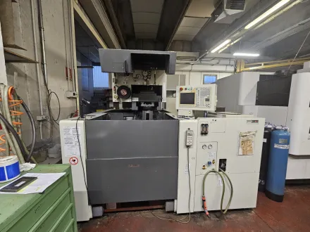 Mitsubishi FA-20S Drahterodiermaschine – RESALE