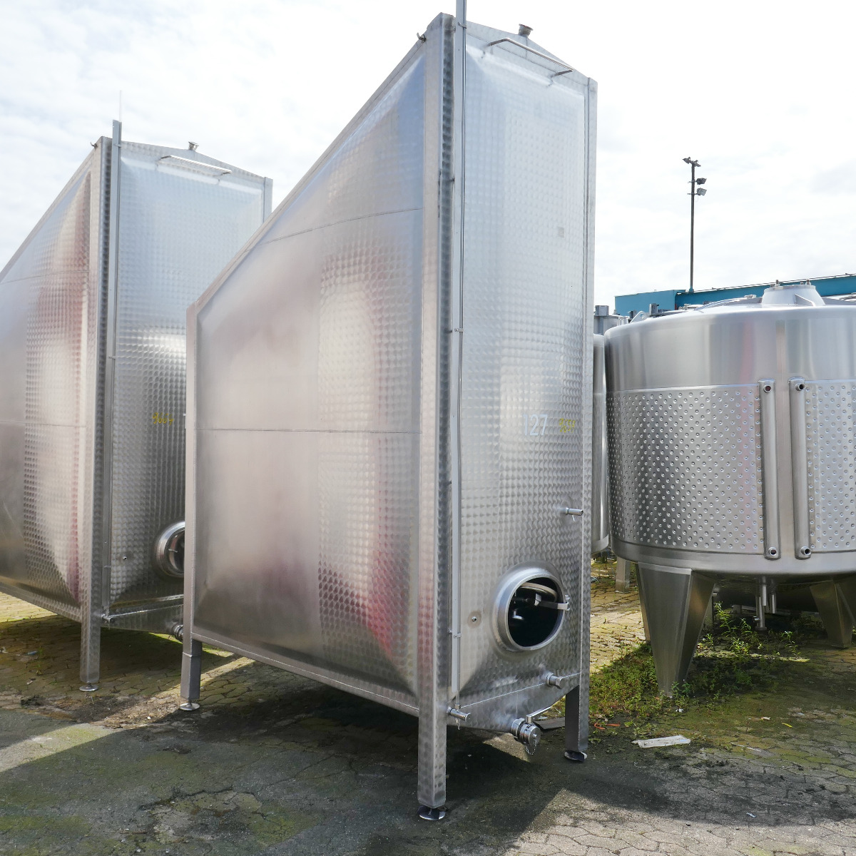 RIEGER Behälterbau 7400 Liter Rechteckbehälter aus V2A