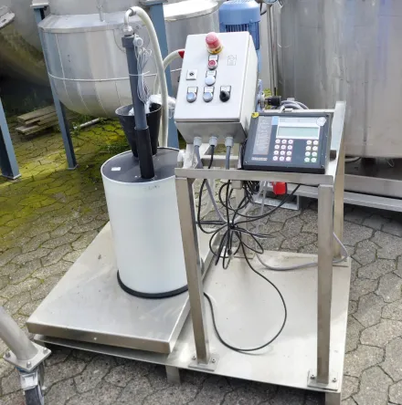 Dosieranlage mit integrierter Sera Membran-Förderp – RESALE